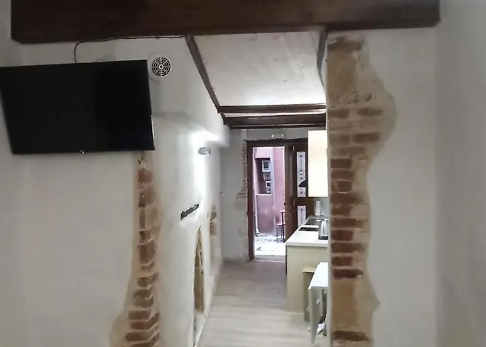 Mythos Old Harbour Nyaraló *