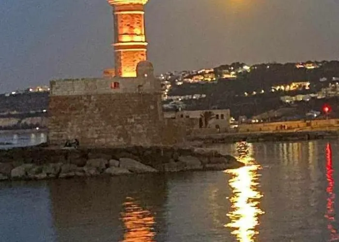 Mythos Old Harbour Semesterbostad